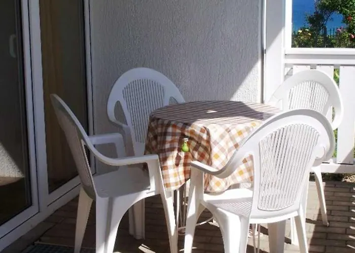 Anbau Waldhotel - Fewo Mellien شقة غورين